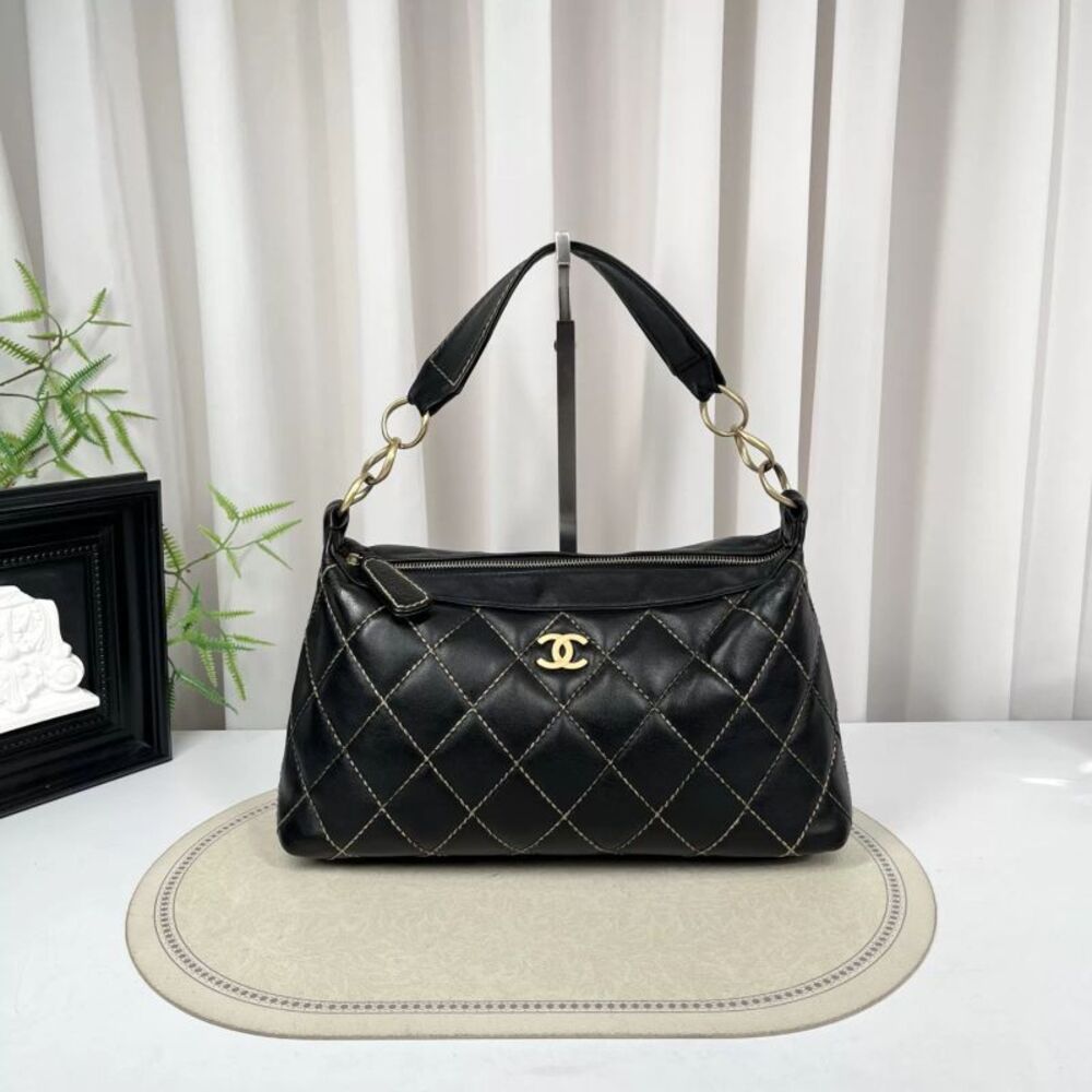 Chanel Women Pre-Loved Bag Very Good Condition